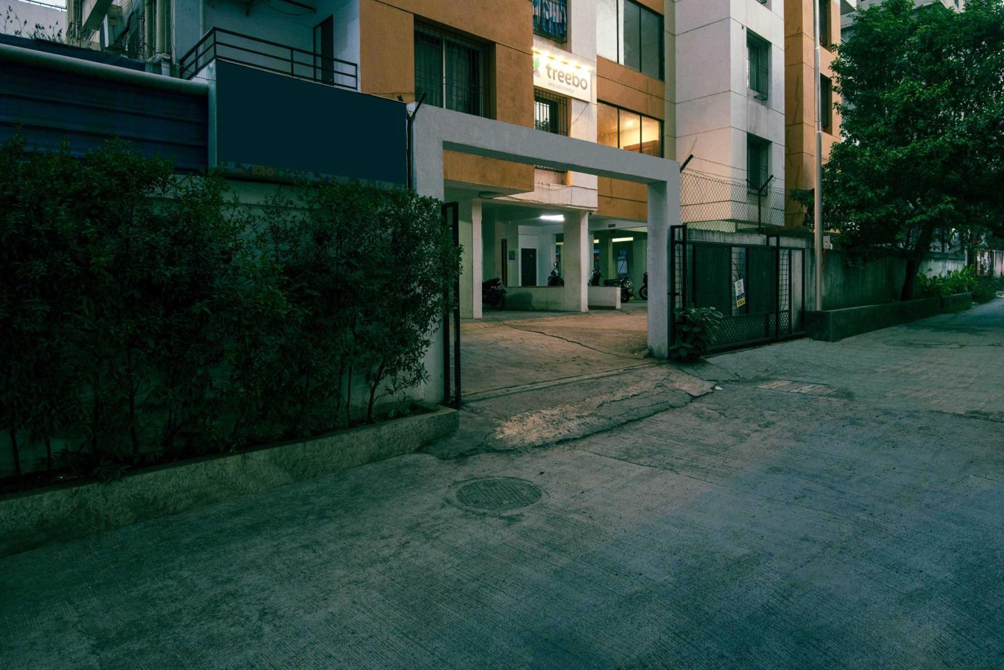 Treebo Empire Executive Premium, Hinjewadi Otel Hinjawadi Dış mekan fotoğraf