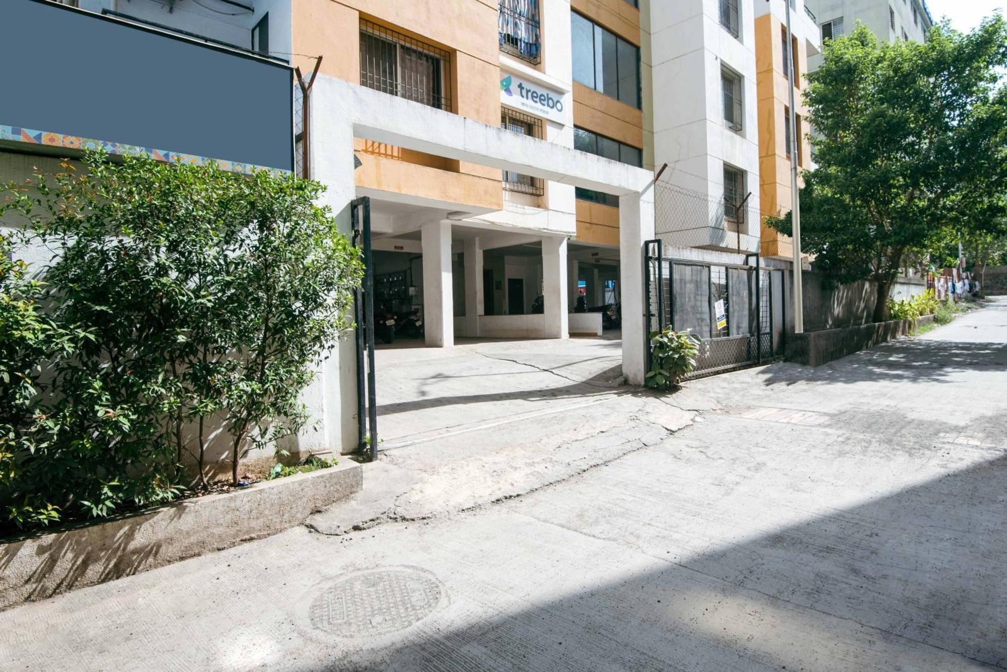 Treebo Empire Executive Premium, Hinjewadi Otel Hinjawadi Dış mekan fotoğraf