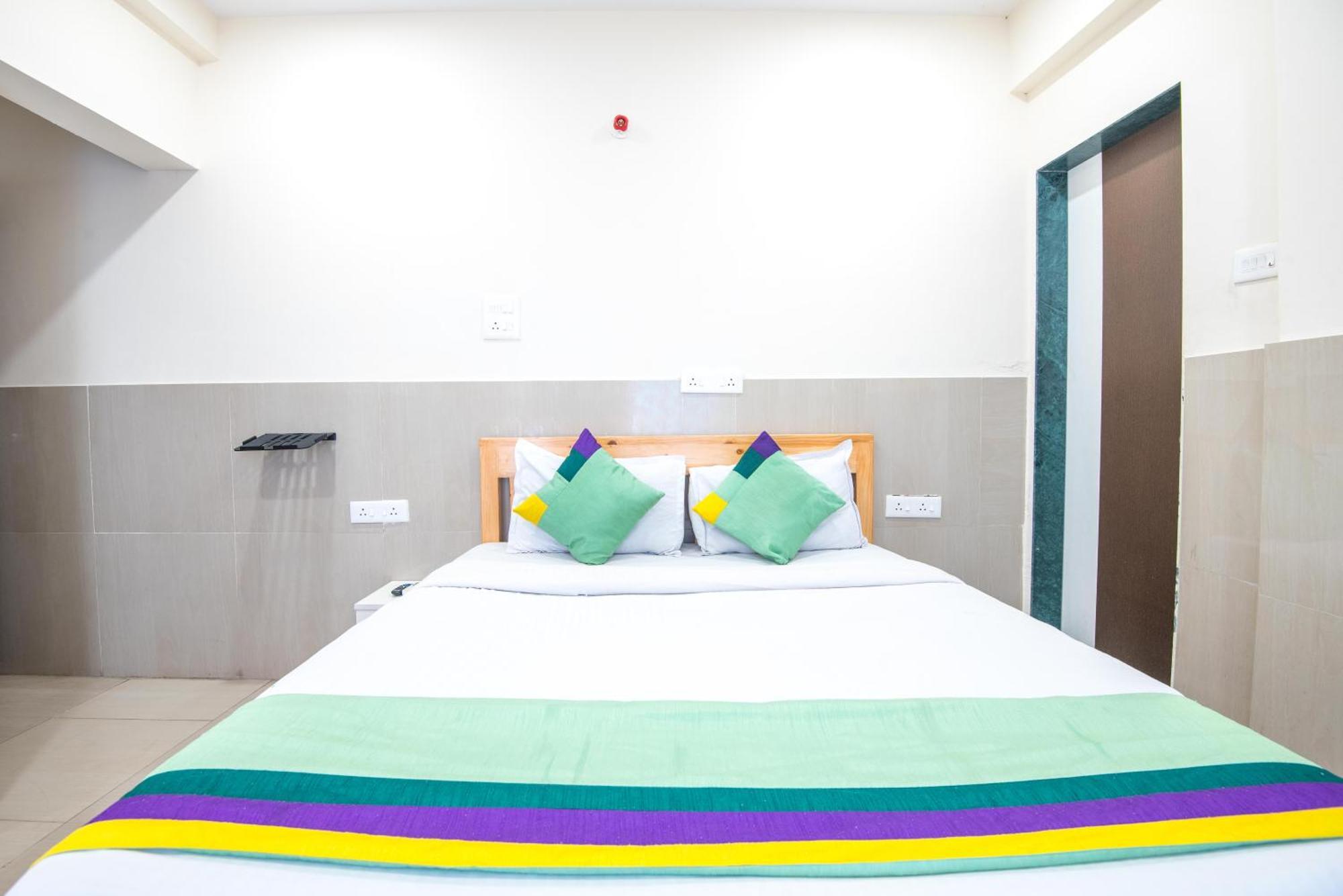 Treebo Empire Executive Premium, Hinjewadi Otel Hinjawadi Dış mekan fotoğraf